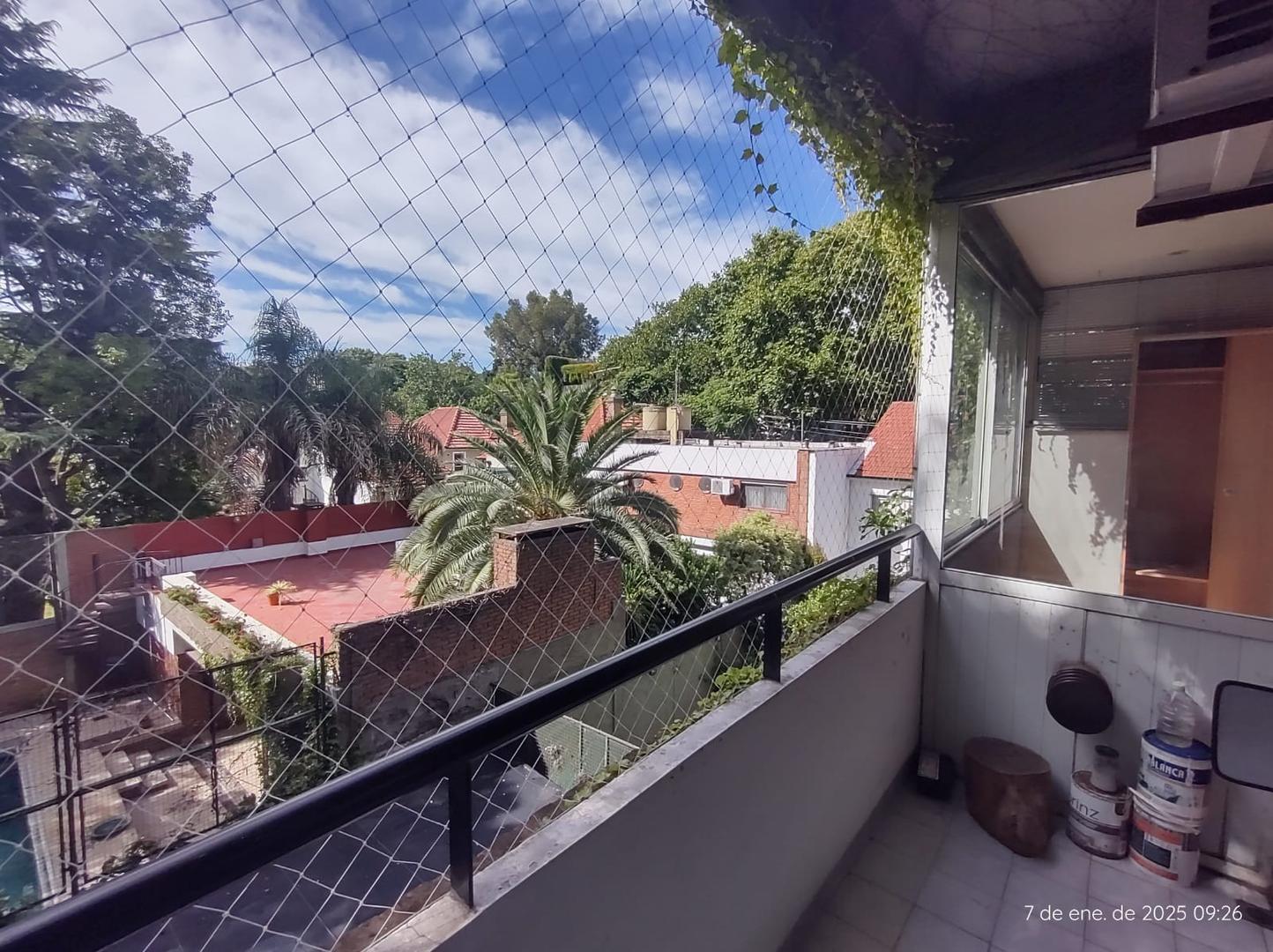 DEPARTAMENTO 3 AMBIENTES CON BALCON Y COCHERA