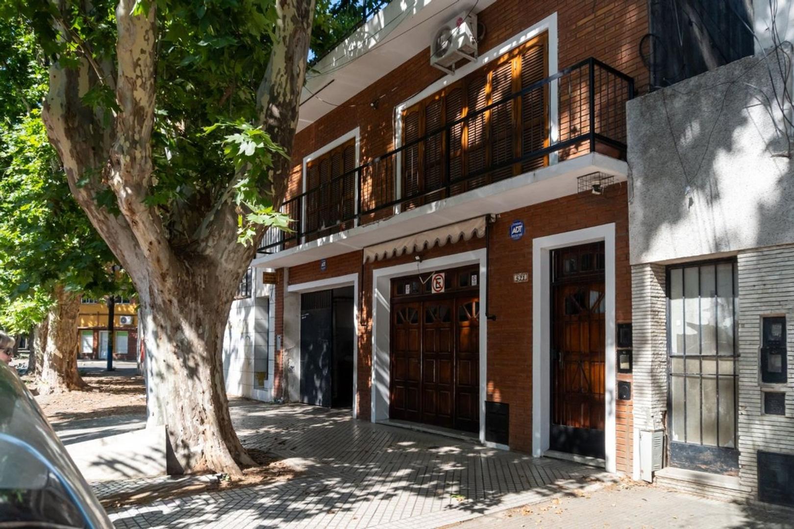 CASA EN VENTA 2 DORMITORIOS PLANTA ALTA