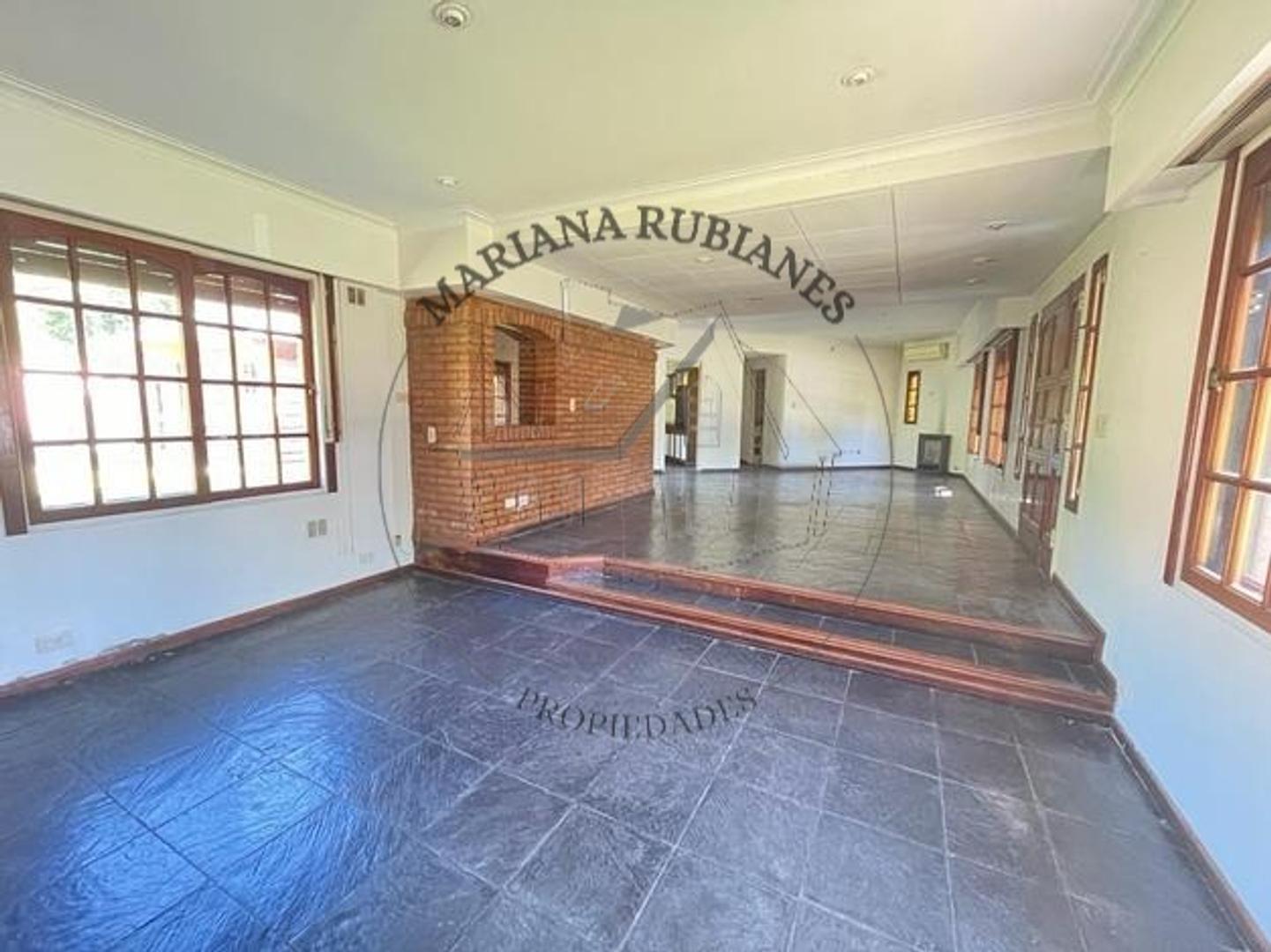 Casa en Alquiler de 4 dormitorios
