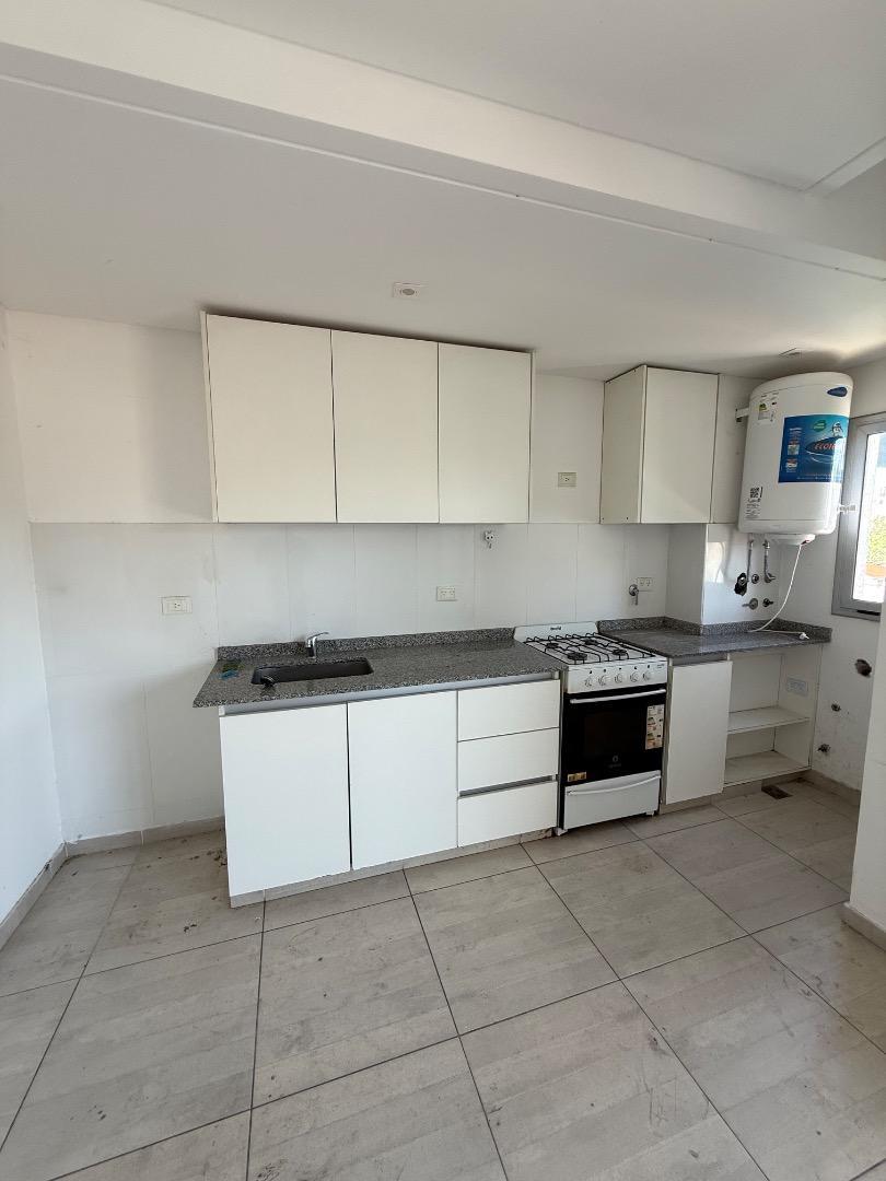 Departamento en Alquiler en Merlo, $ 700.000