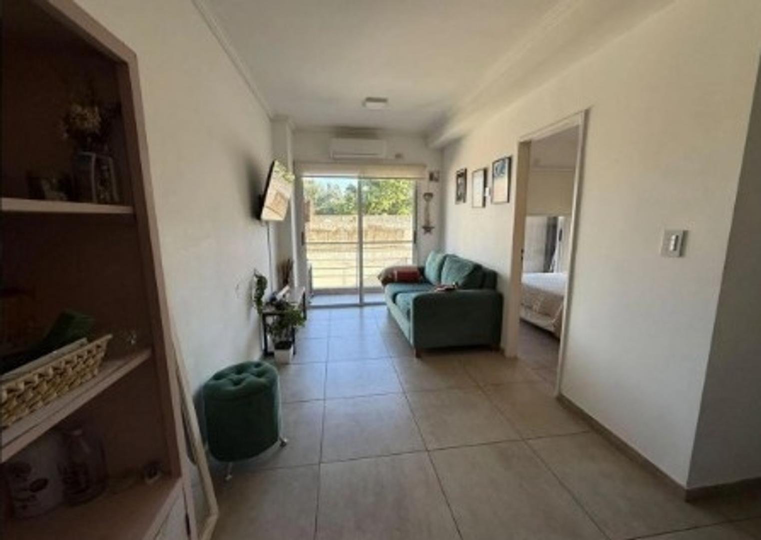 Dr A Alsina 285 , Piso 2