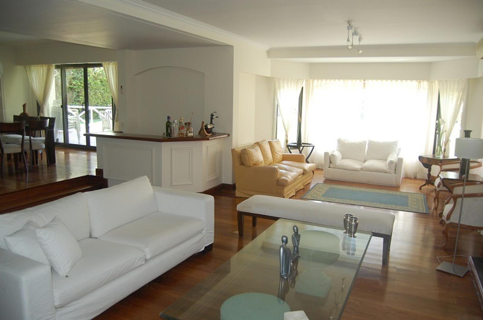 Casa en Alquiler en San Isidro Chico, USD 6.800
