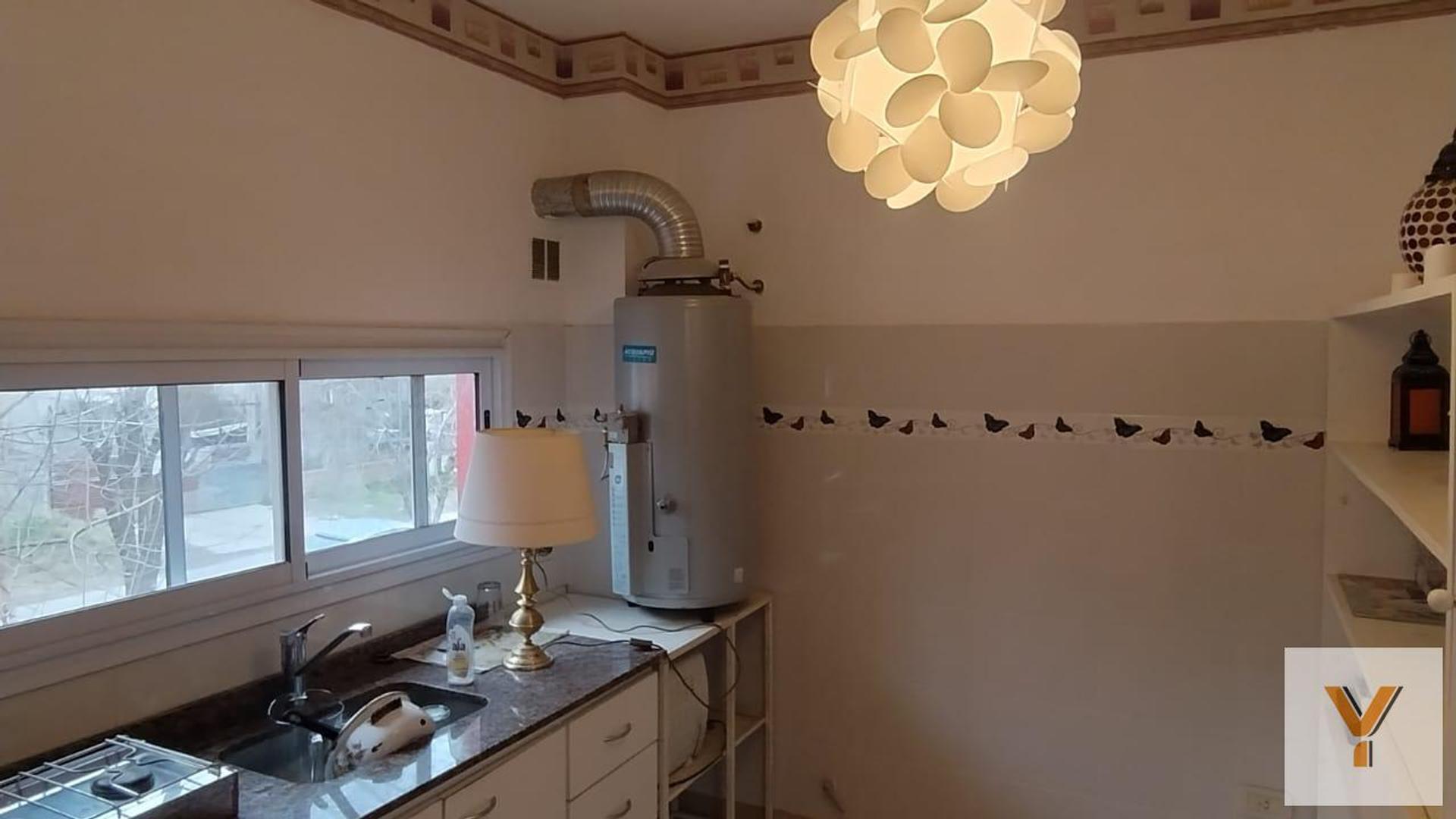 Casa en venta - 2 Dormitorios 1 Baño - Punta Lara