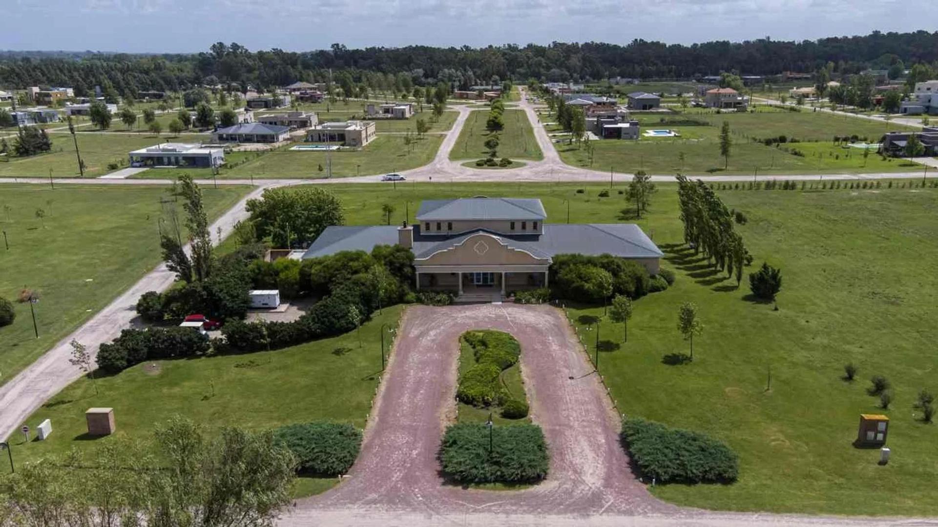 Terreno en Venta de 2333,0 m2