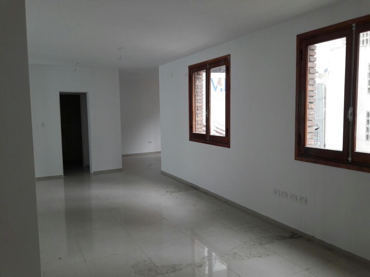 Belgrano 54 , Piso 2