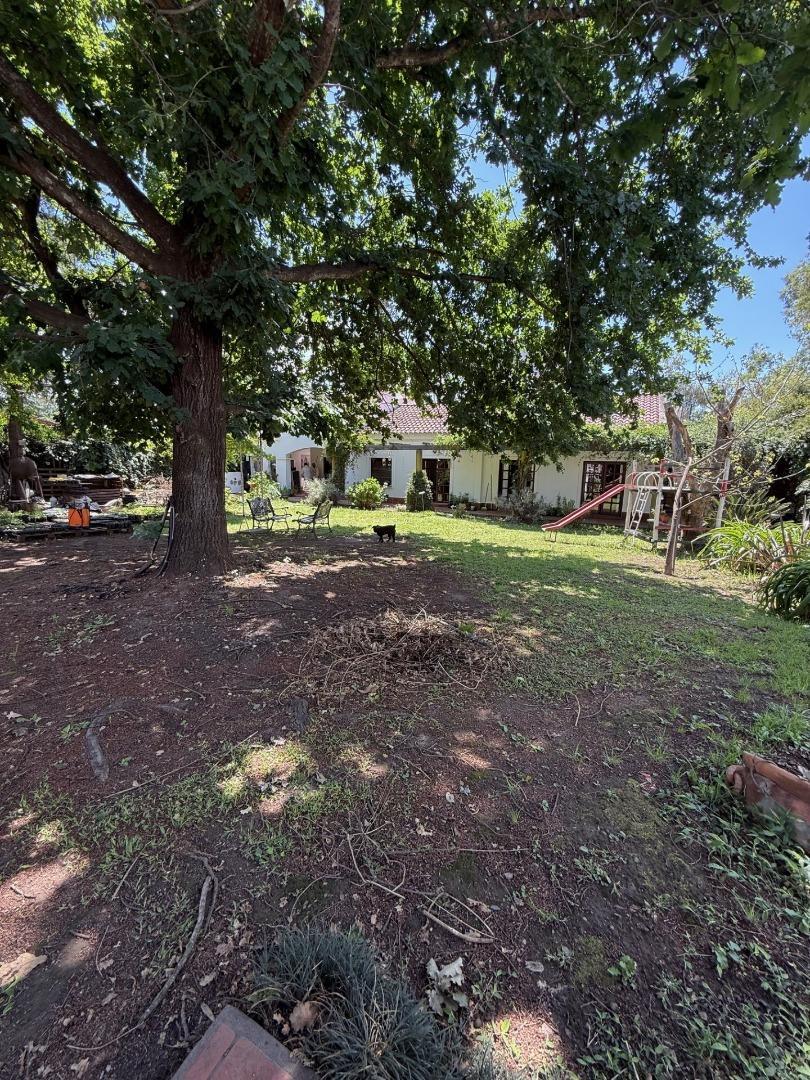 Casa en Venta con 3 cocheras