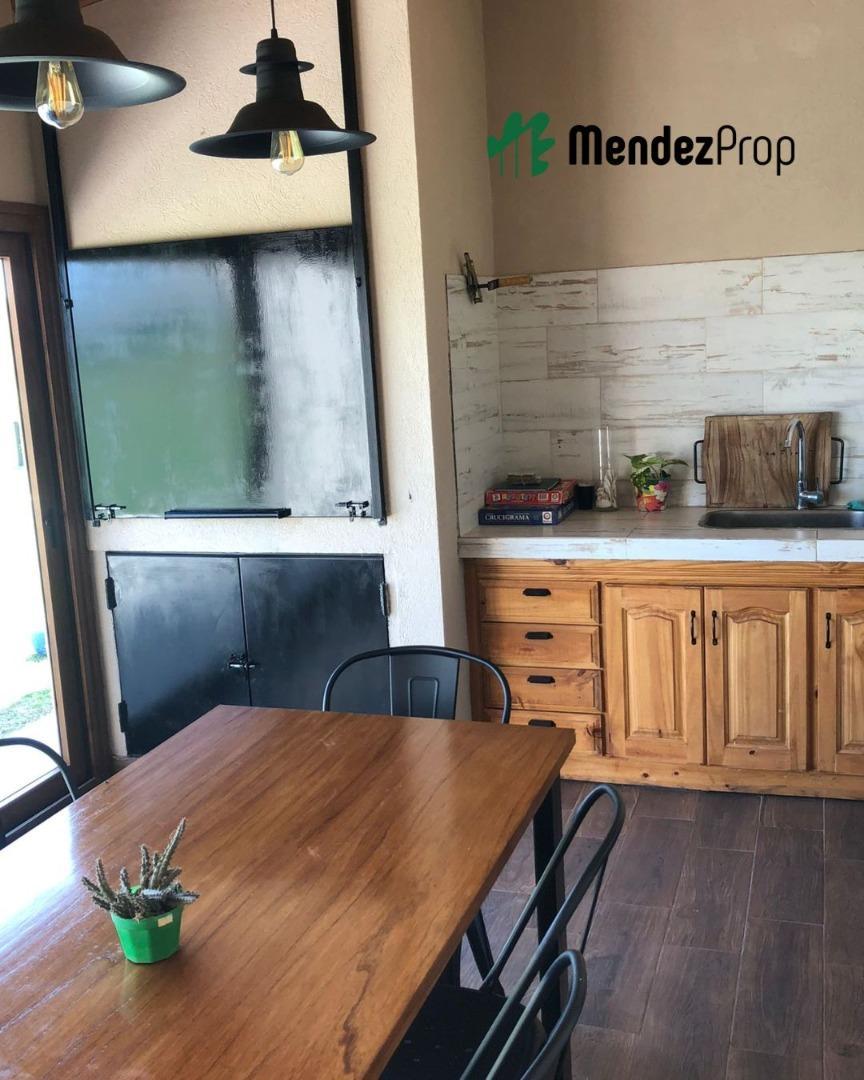 Casa en Alquiler Temporal con 4 cocheras