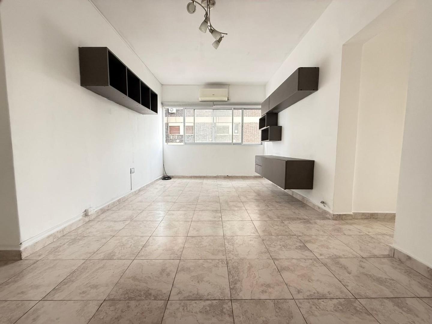 Departamento de 3 ambientes en venta en caballito
