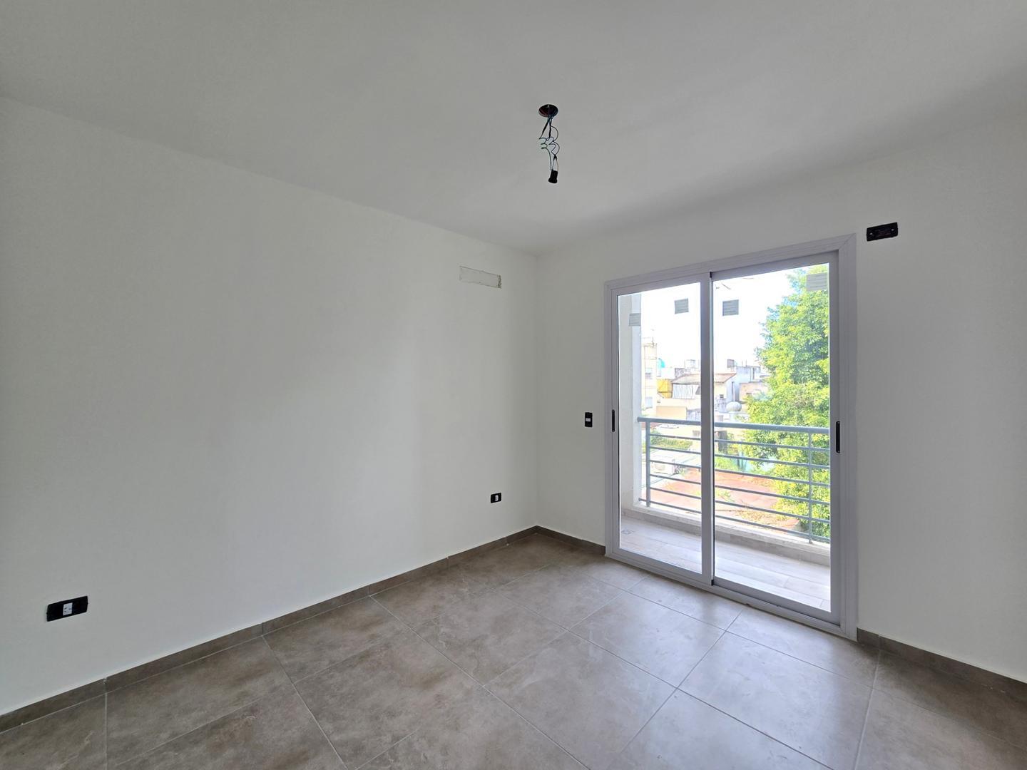 Departamento de 2 ambientes con balcon en venta