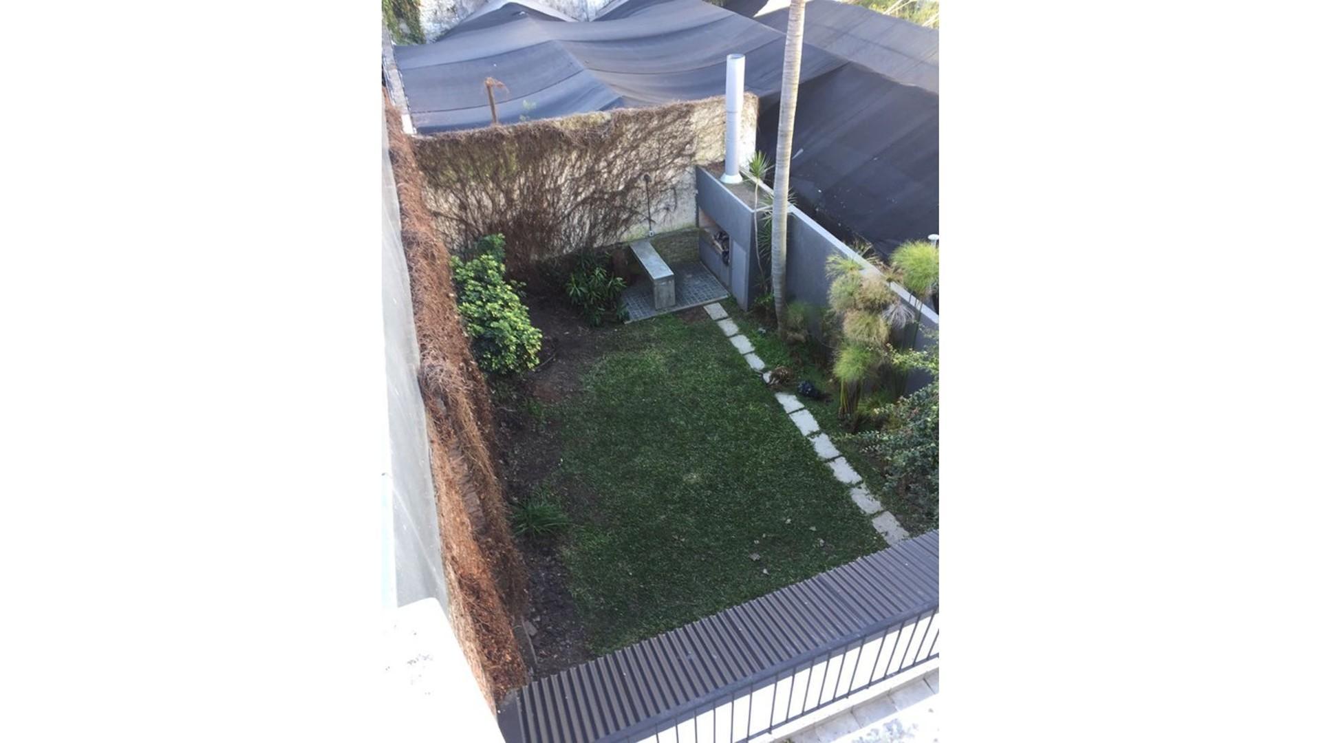 Casa 7 ambientes con 3 baños