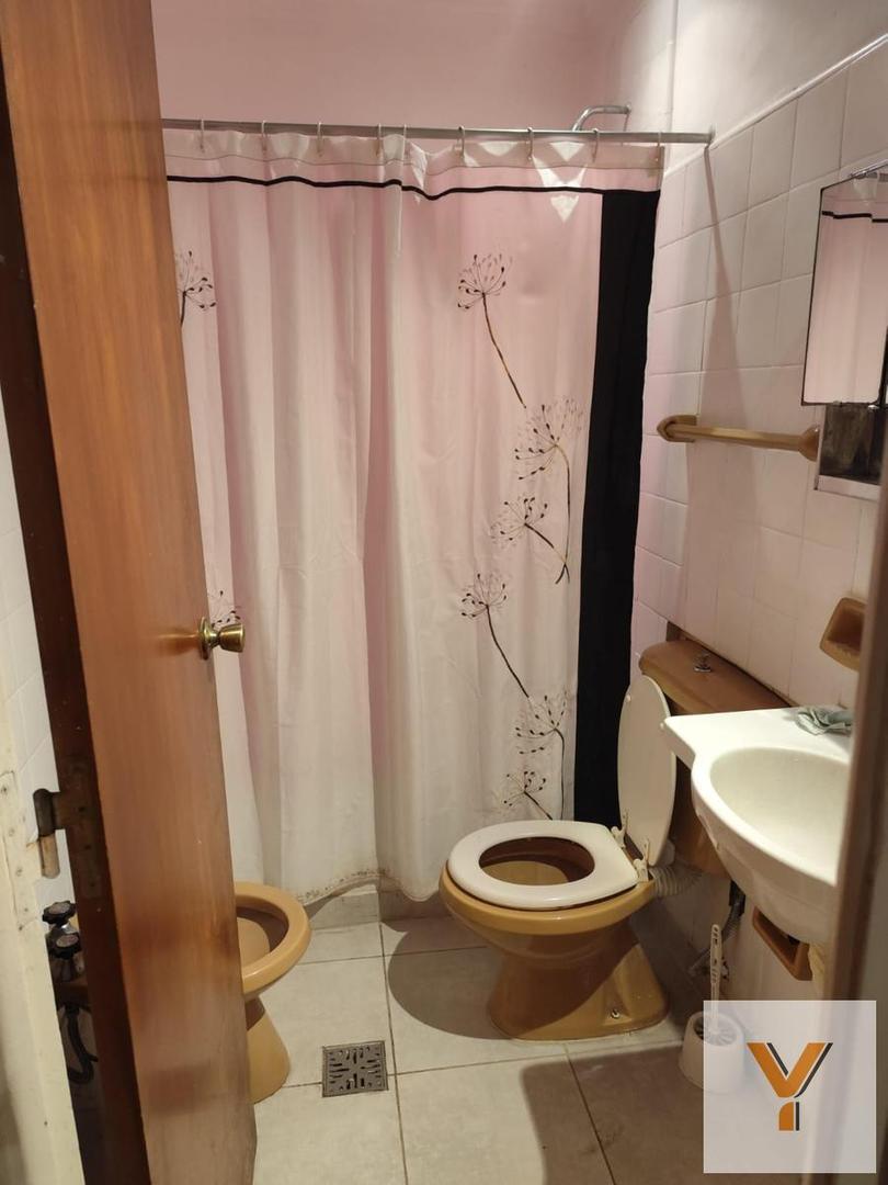 Depto Tipo Casa 3 ambientes con 2 baños
