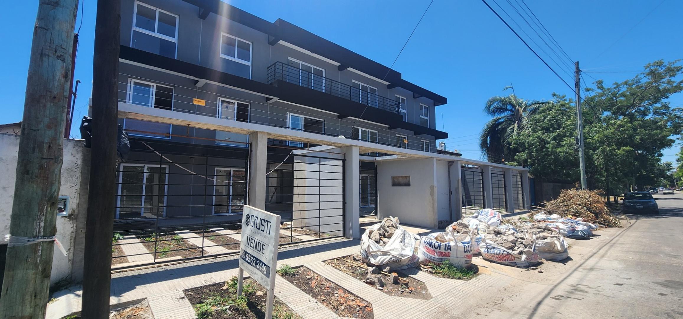 Departamento 3 ambientes con cochera