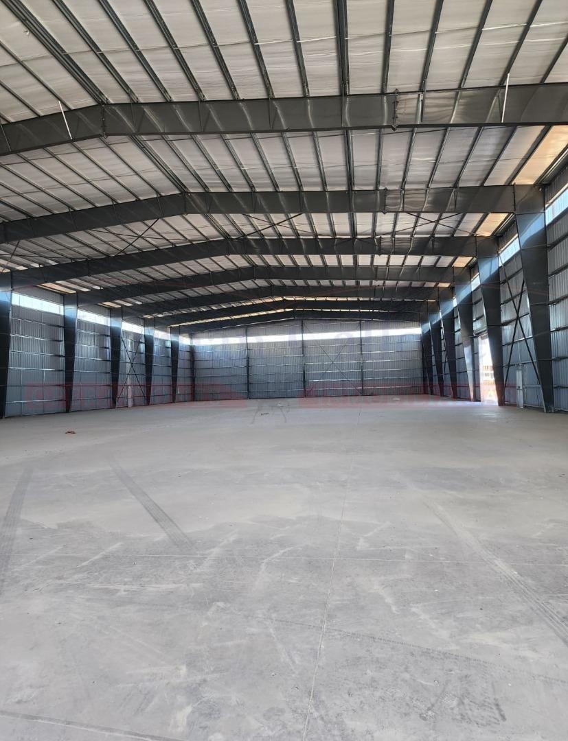 EXCELENTE NAVE INDUSTRIAL DE 2720 M² EN VENTA EN EL PIM 2