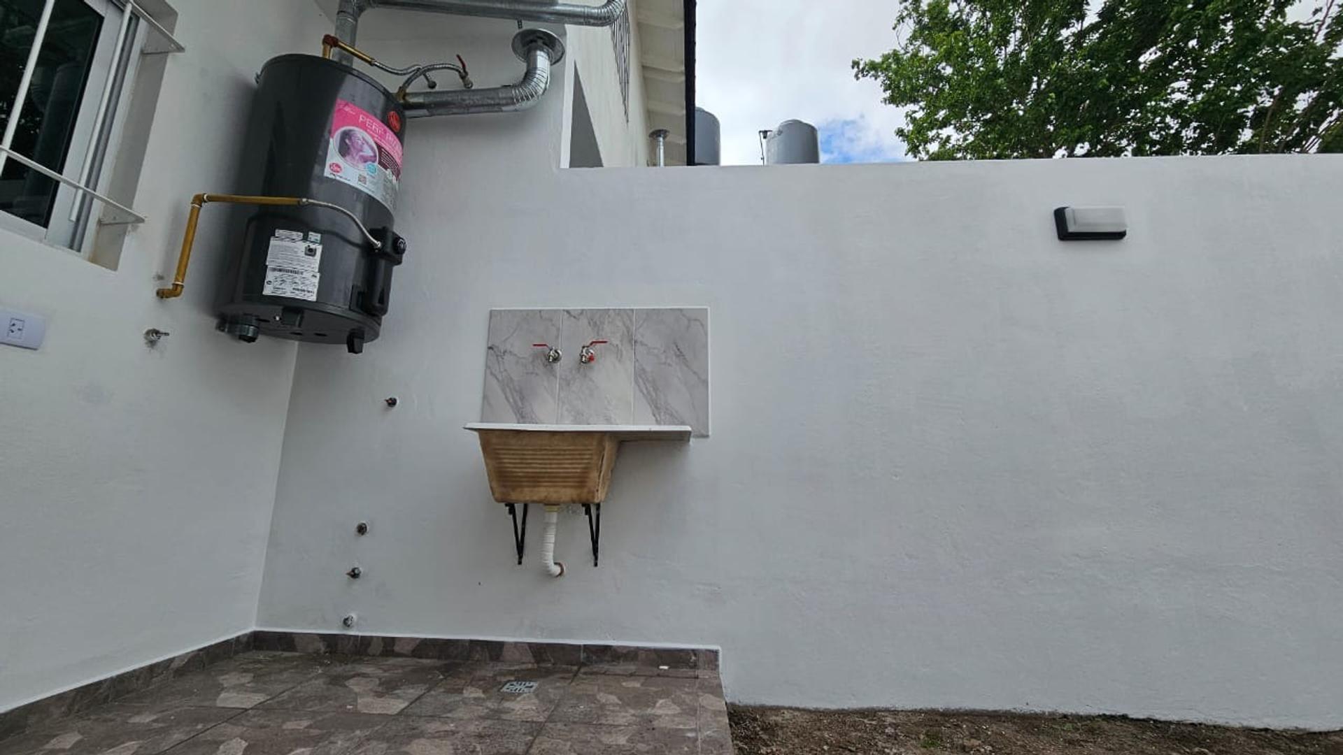 VENTA TRIPLEX 4 AMBIENTES A ESTRENAR SAN JUSTO