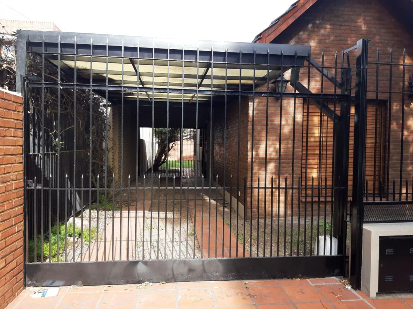 Casa en Alquiler de 2 dormitorios