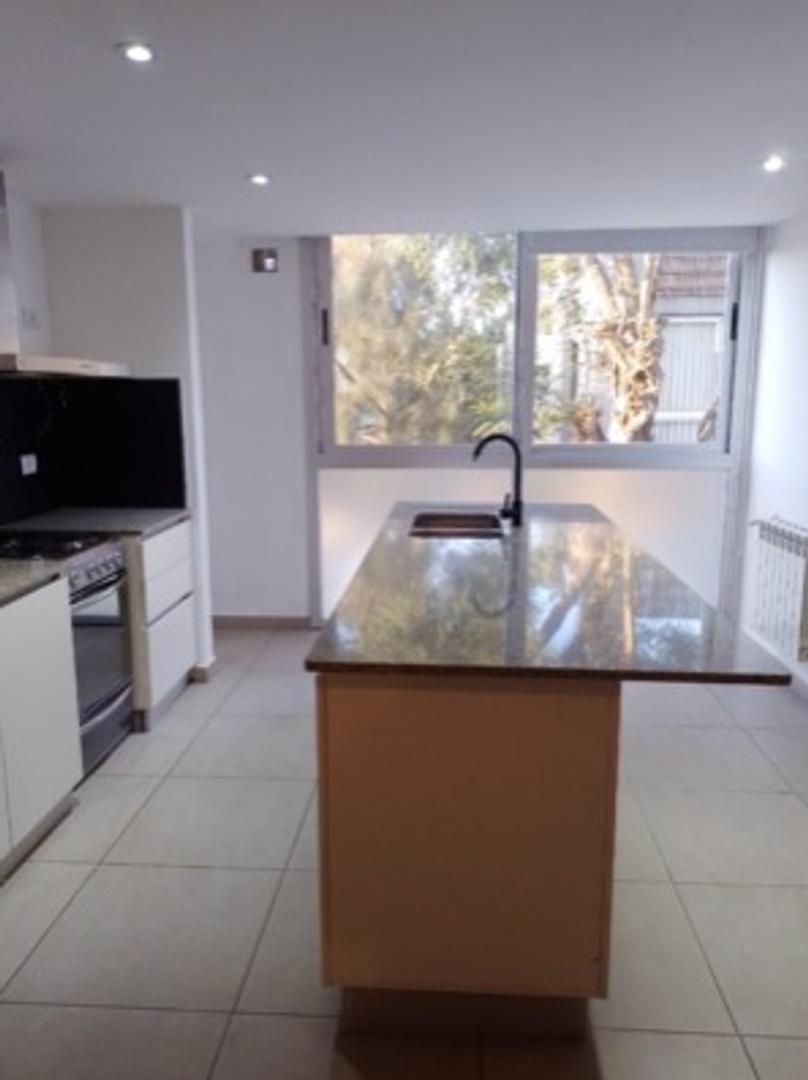 Departamento 4 ambientes con 3 baños