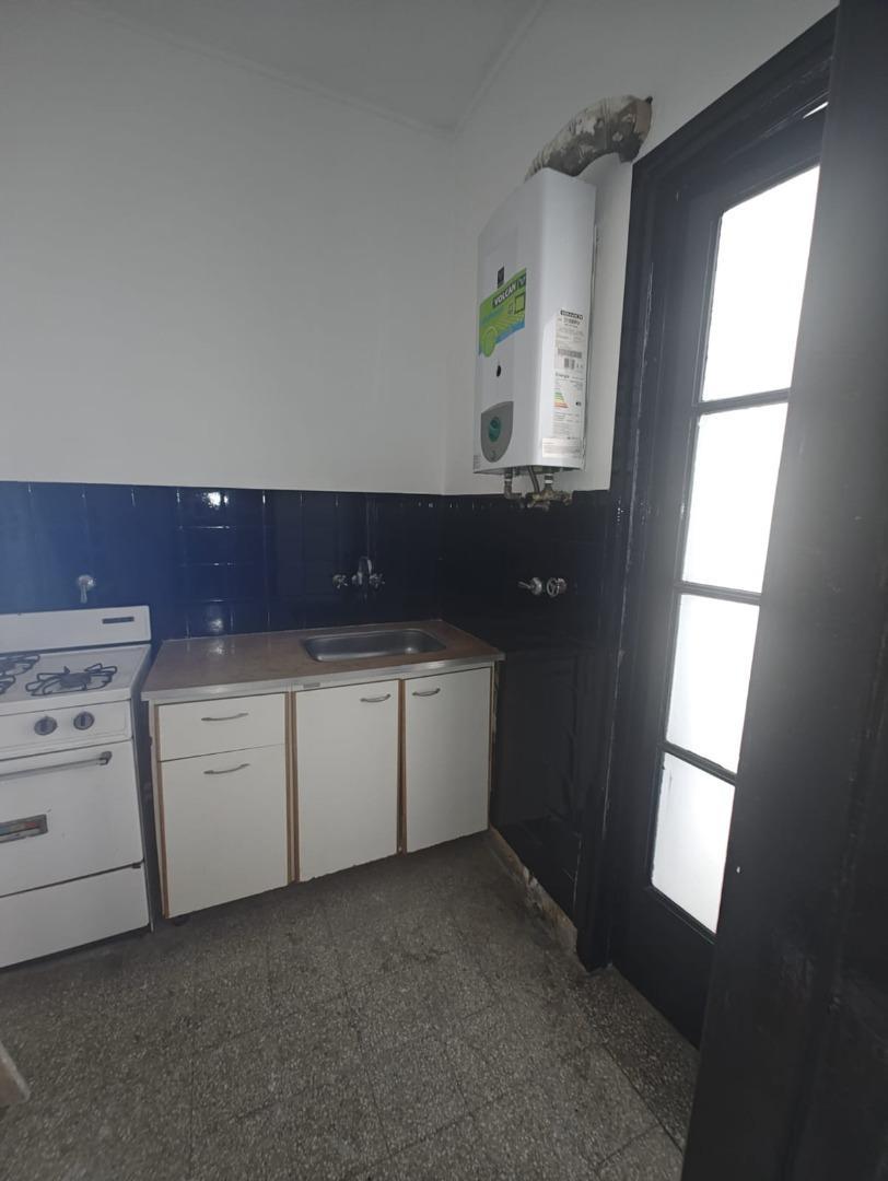 8 Entre 45 Y 46 , Piso PB