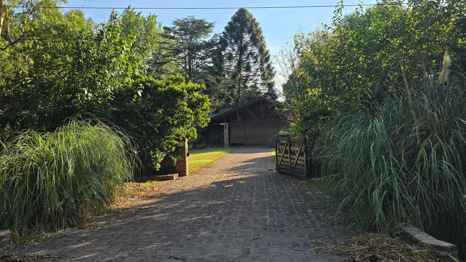 Casa estilo campo en Club de campo El Moro
