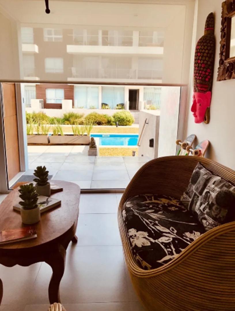 Casa 3 ambientes con 2 baños