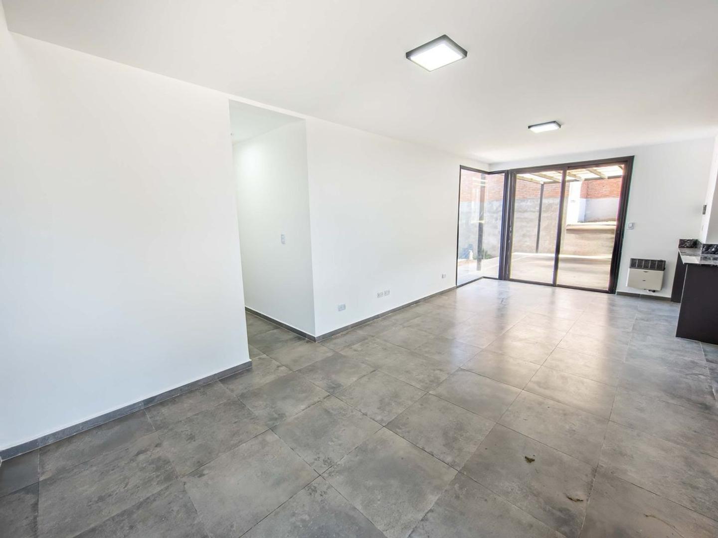 VENTA CASA DE UNA PLANTA EN CAÑITAS MALAGUEÑO