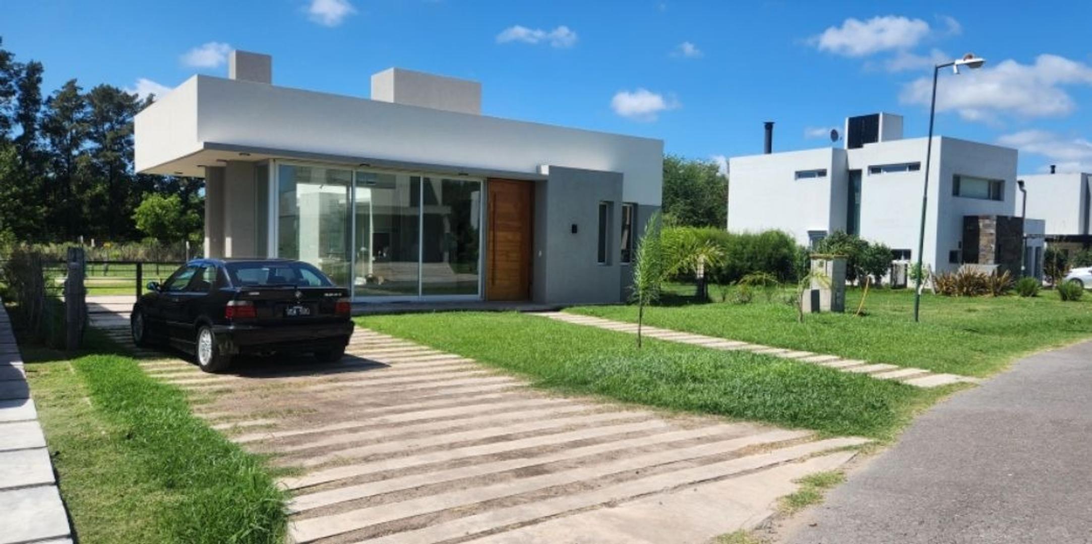 Casa en la Reserva de Hudson Berazategui