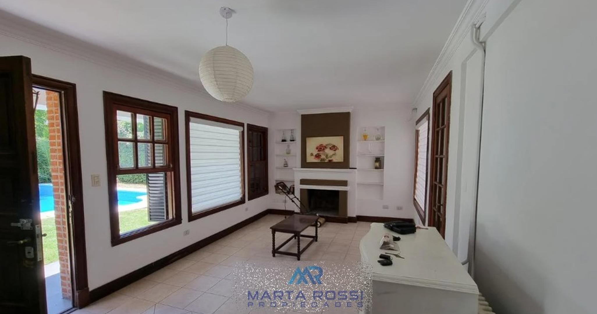 Casa en Venta en Ituzaingo, USD 350.000