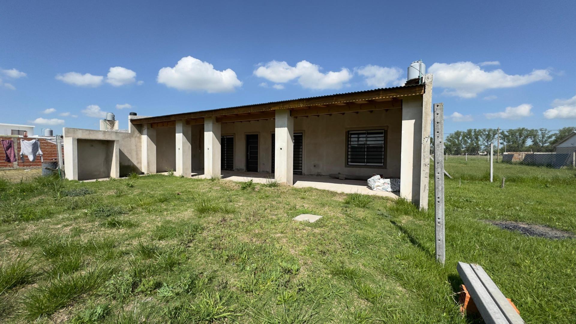 Casa en Venta con 5 cocheras