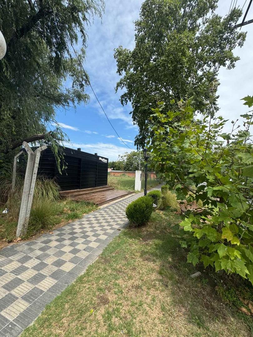 Hipólito Yrigoyen 100