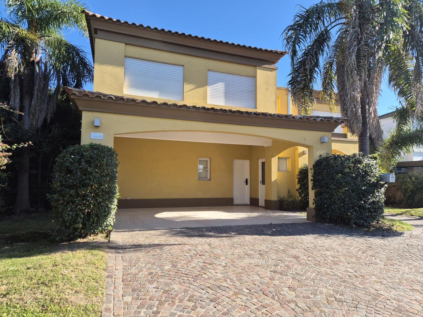 Casa en Alquiler en Santa Barbara, USD 3.400