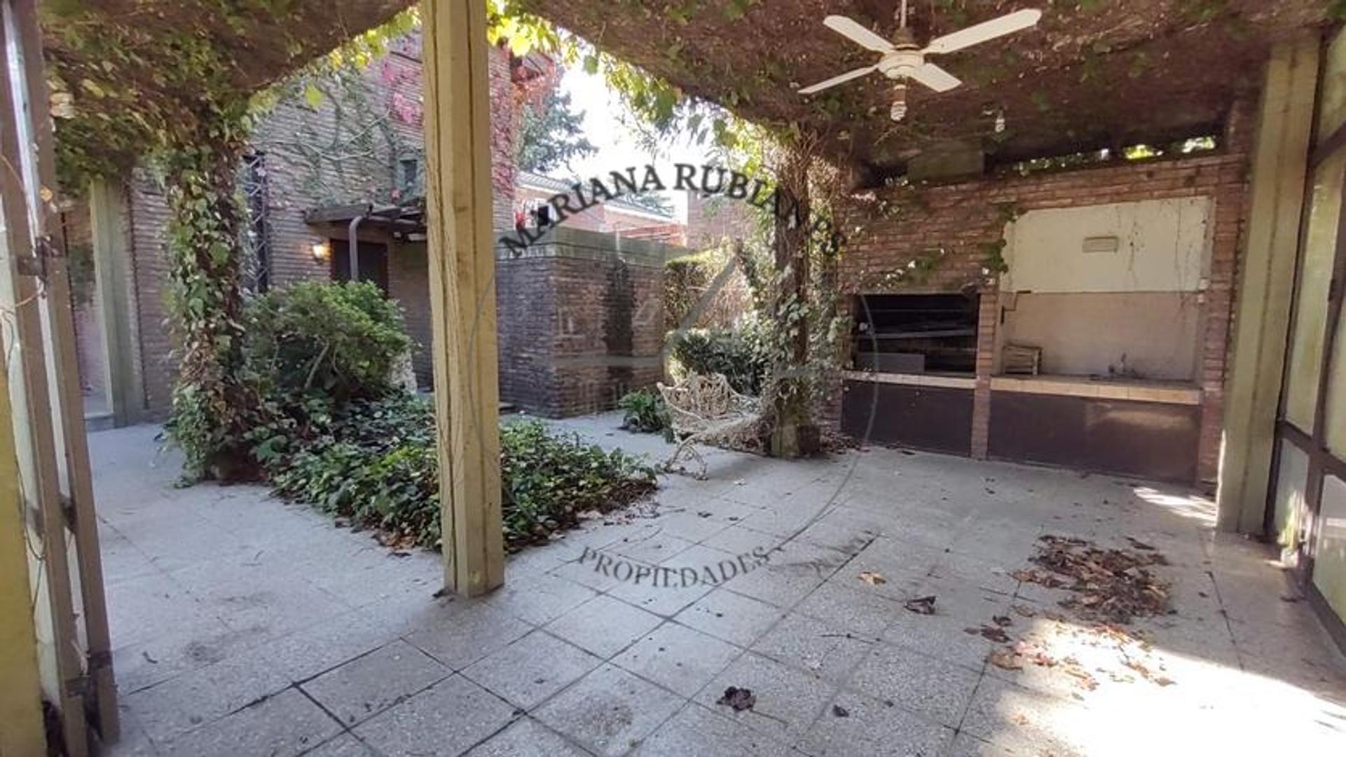 CASA EN VENTA EN COUNTRY MASCHWITZ CLUB