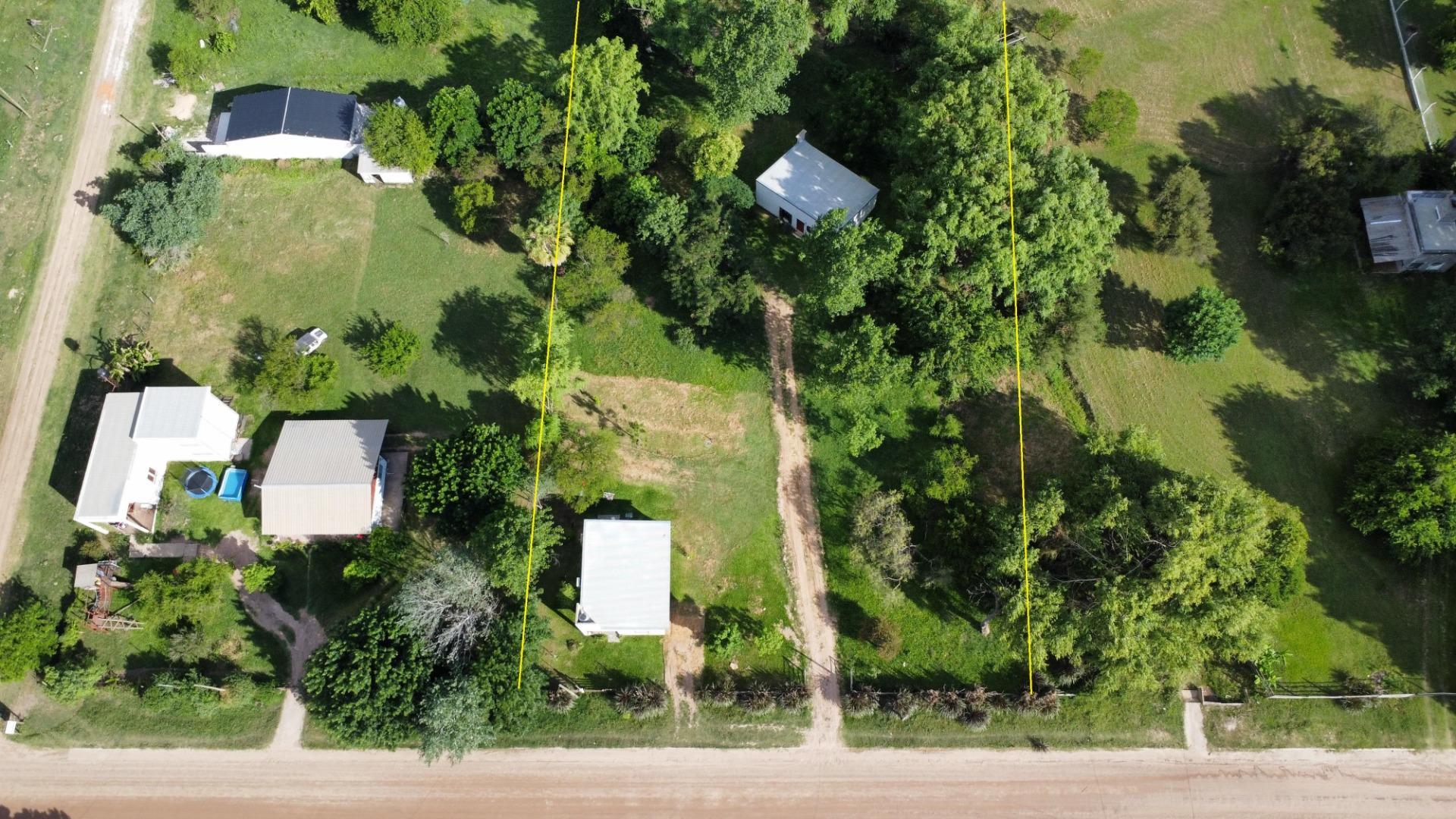 2 CASAS sobre LOTE de 3.931,89m2