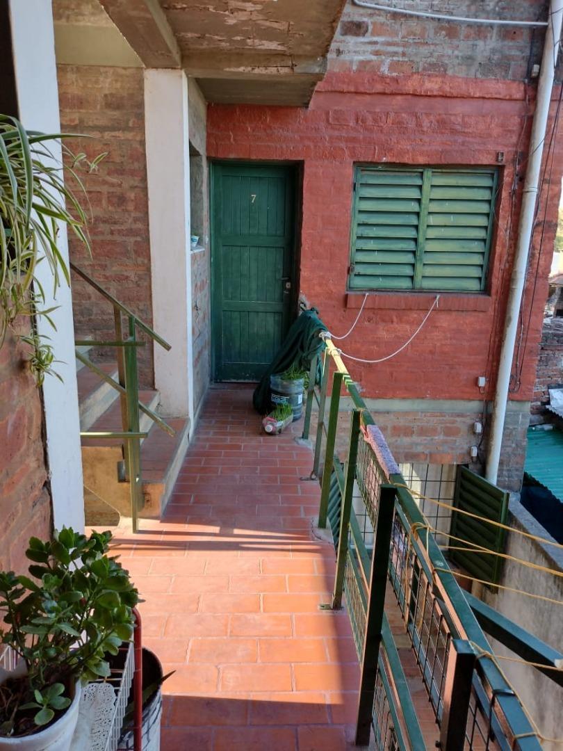 Departamento 6 ambientes con 5 baños