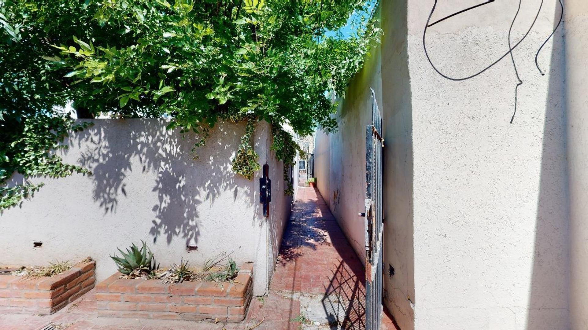 Departamento en Alquiler con 1 cocheras