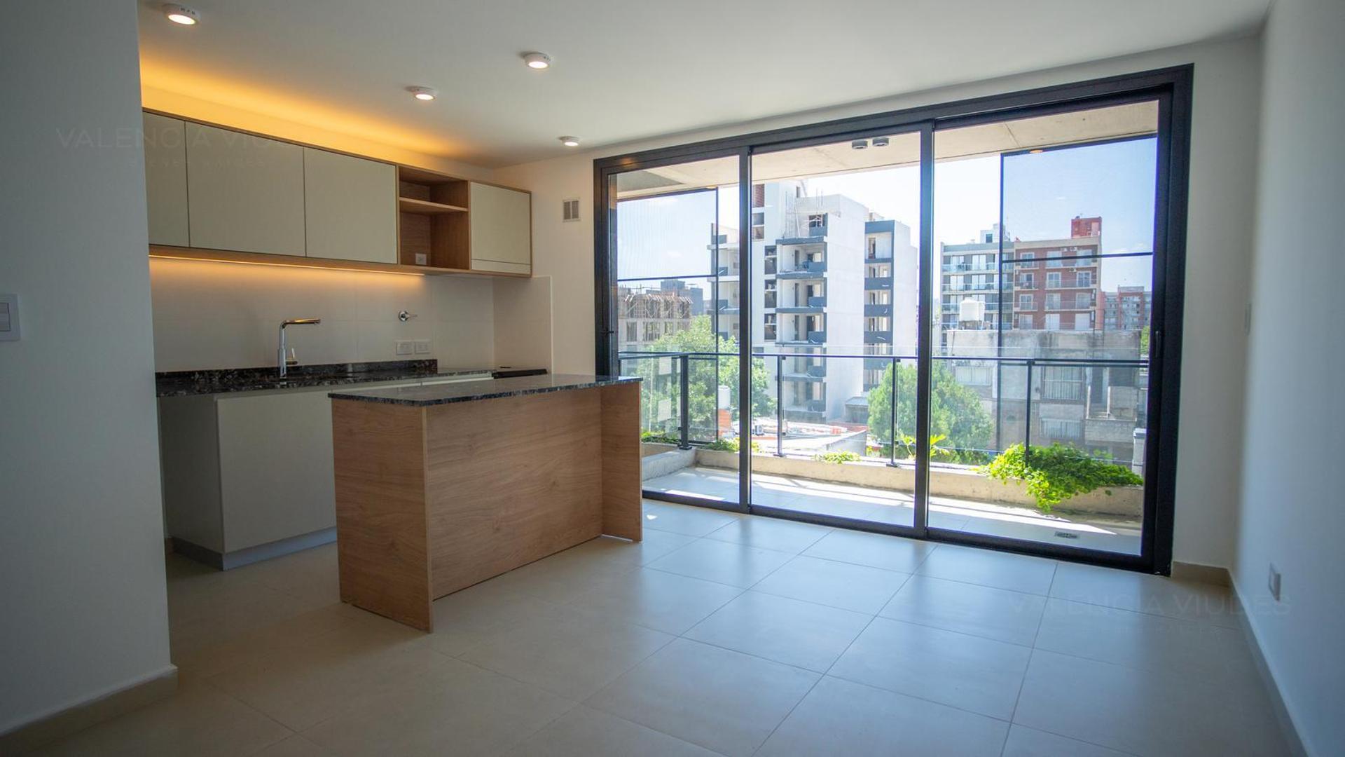 Alquiler departamento 2 ambientes a estrenar con balcón en Morón.