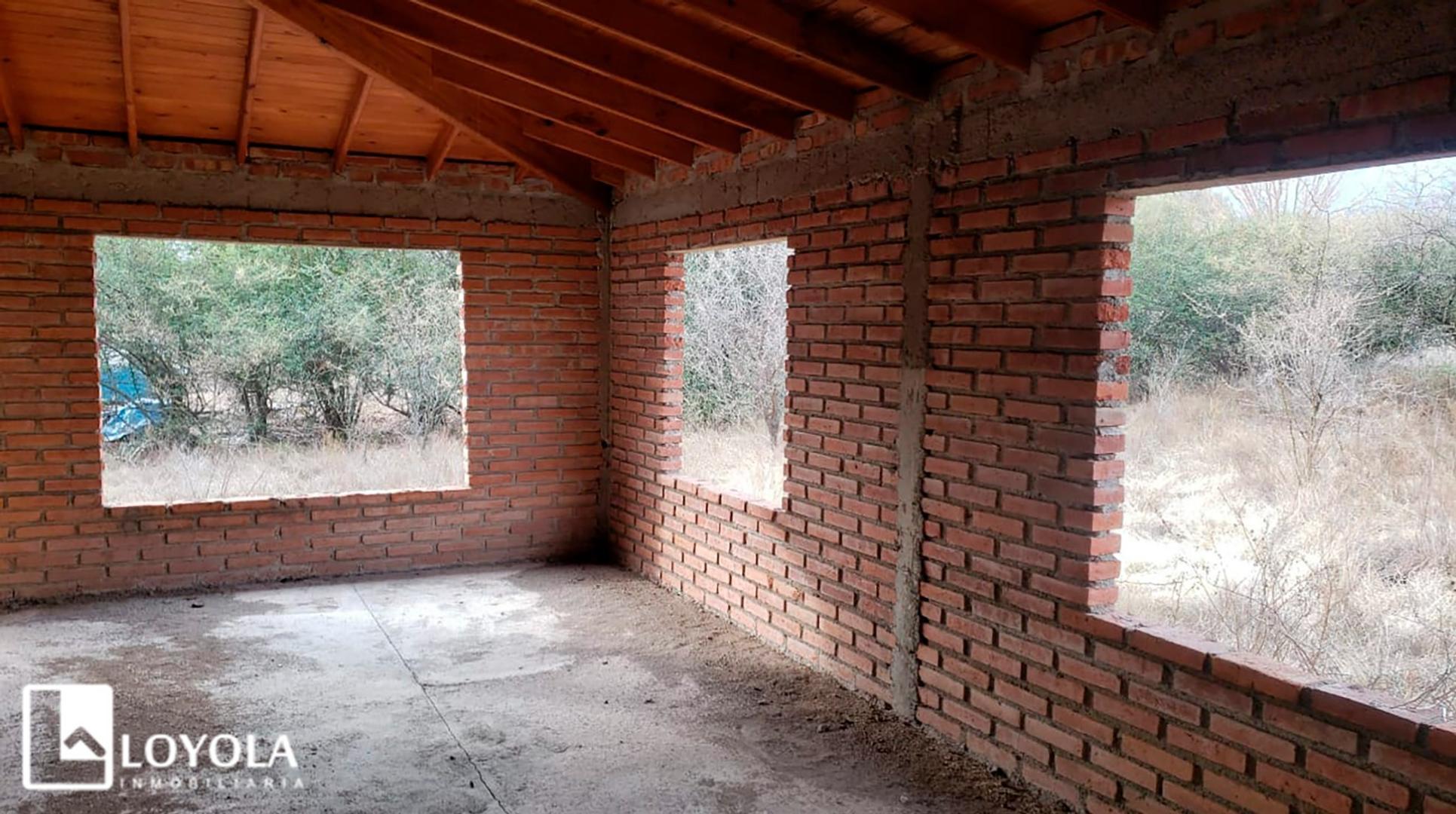 Chalet a terminar  en Carpintería San Luis