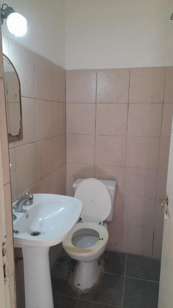 Depto Tipo Casa 2 ambientes con 1 baño