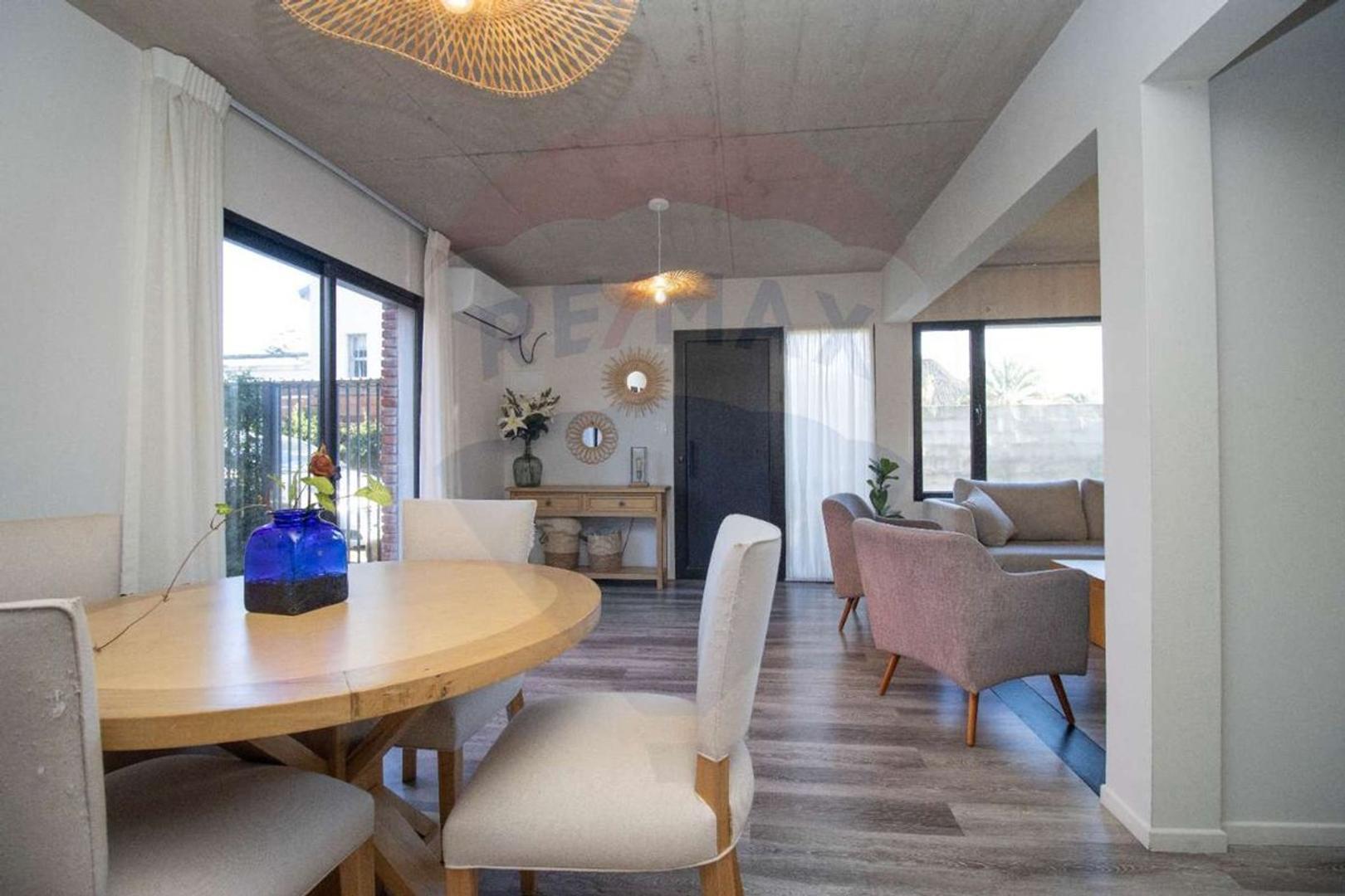 VENTA CASA SOLYMAR SUR 2 O 3 DORMITORIOS Y 2 BAÑOS