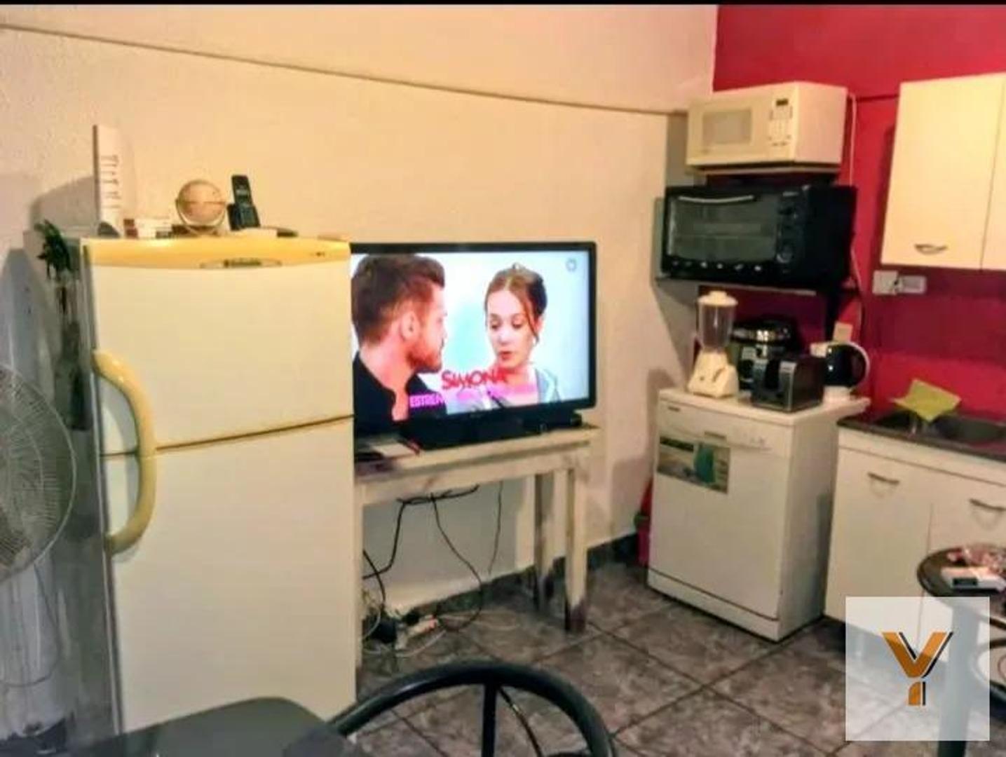 Depto Tipo Casa en Alquiler de 2 ambientes