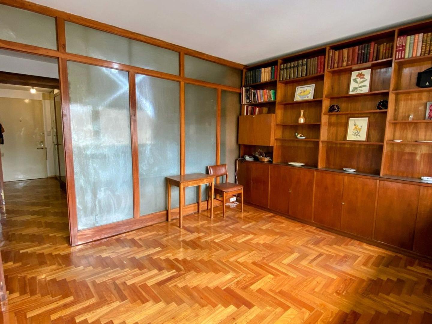 VENTA OFICINA Cochera fija APTO VIVIENDA