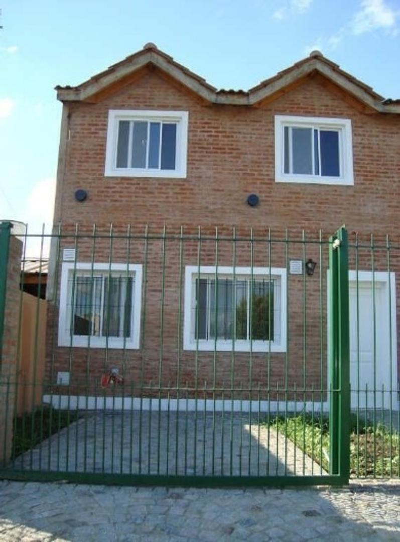 ¡Oportunidad! Duplex en venta, Escobar