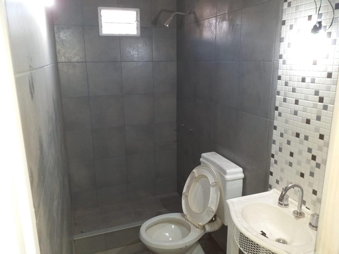 Depto Tipo Casa 3 ambientes con 1 baño