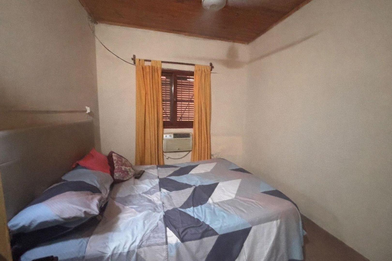 Casa 5 ambientes con 1 baño
