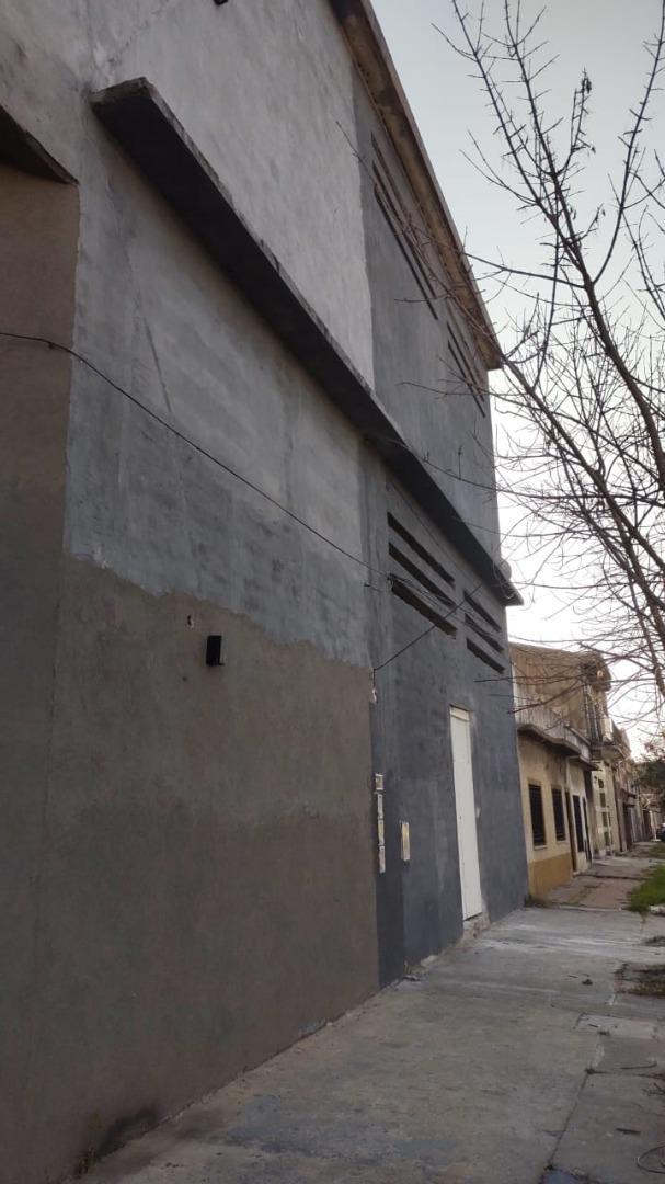 Galpon en Venta en Valentin Alsina, USD 140.000