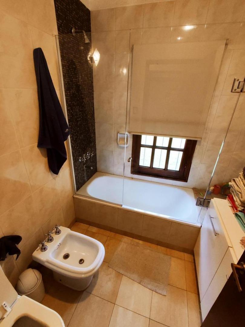 Casa en Venta en Funes, USD 258.900