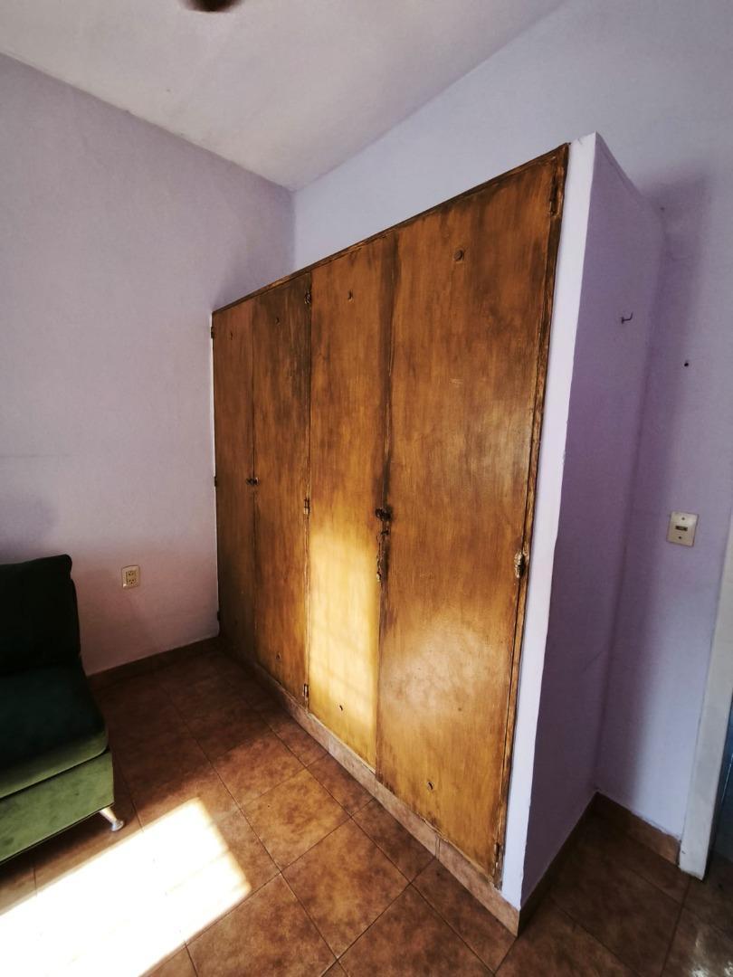 Casa 2 ambientes con 1 baño