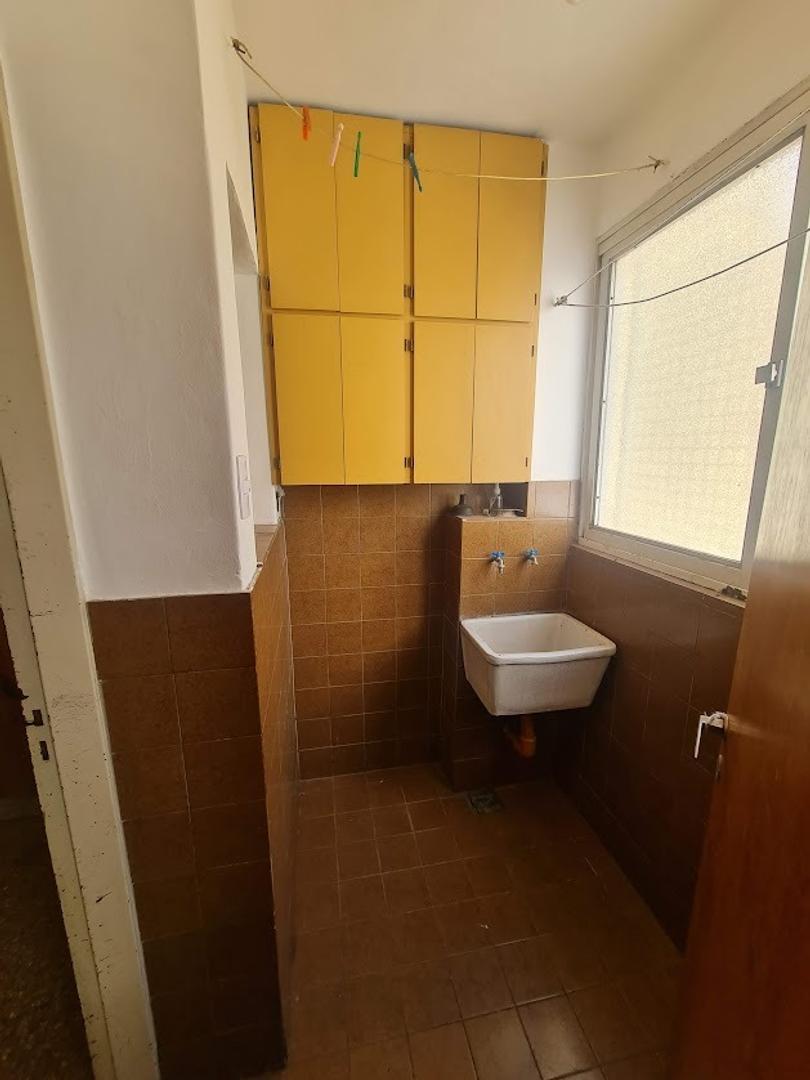 Departamento 4 ambientes con 2 baños