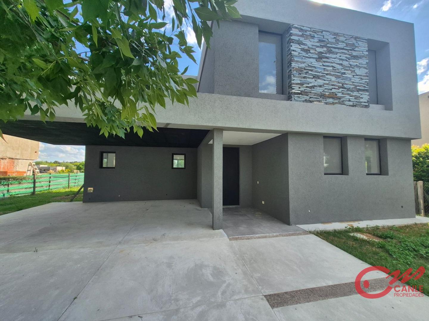 Casa en venta San Matías, a la laguna