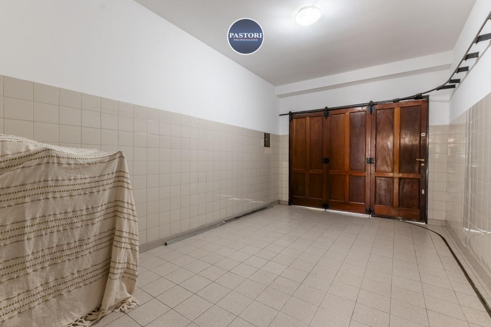 VENTA DE CASA 4 AMB OLIVOS