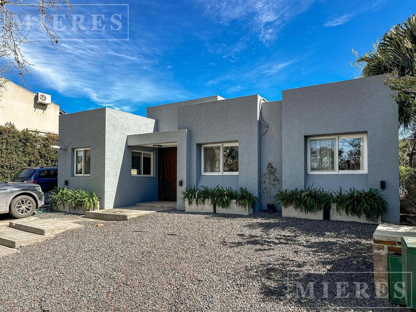 Casa en VENTA en Barrio El Atardecer