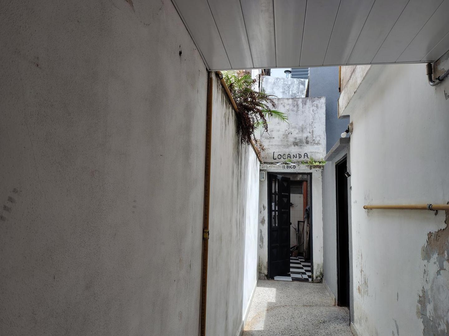 Depto Tipo Casa 3 ambientes con 1 baño